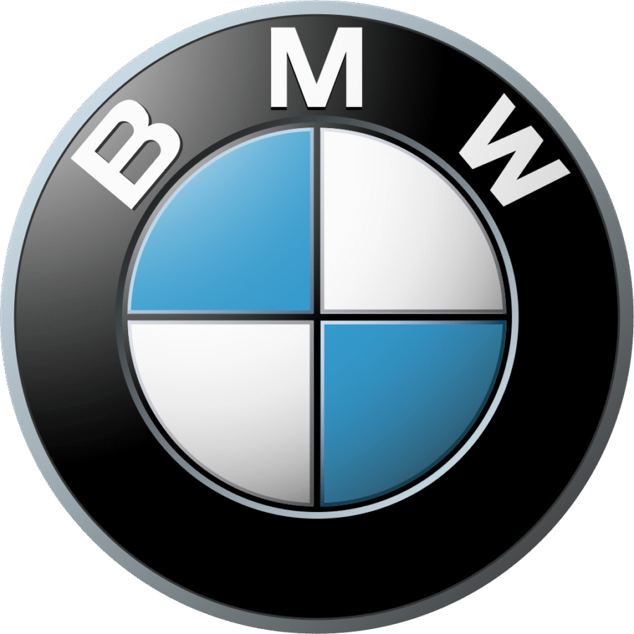 BMW-Logo mit kreisförmigem Design, blau-weißen Quadranten und silbernem Rand auf schwarzem Hintergrund.